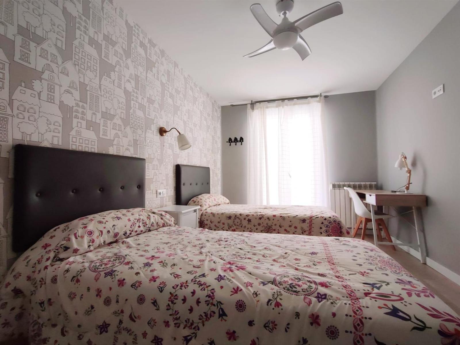 Serendipia Apartamentos 3 Логроньо Экстерьер фото